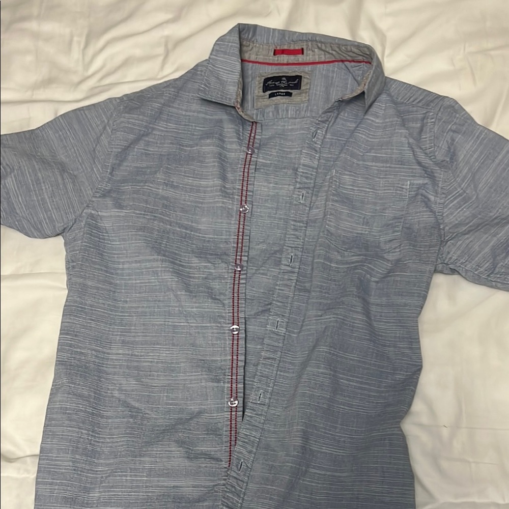 Men's Light Blue Button-Up Shirt